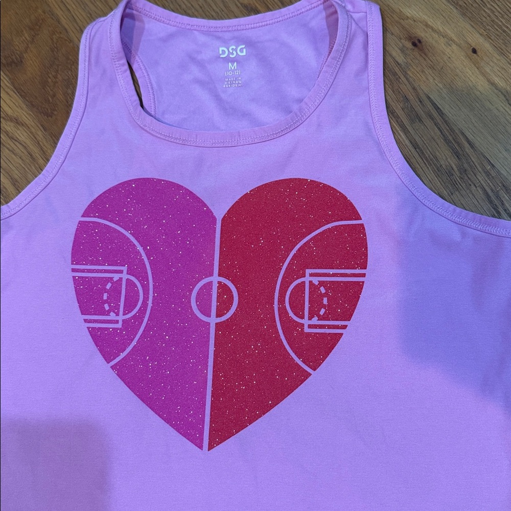 Super cute girls’ athletic tank - basketball theme - Picture 2 of 3